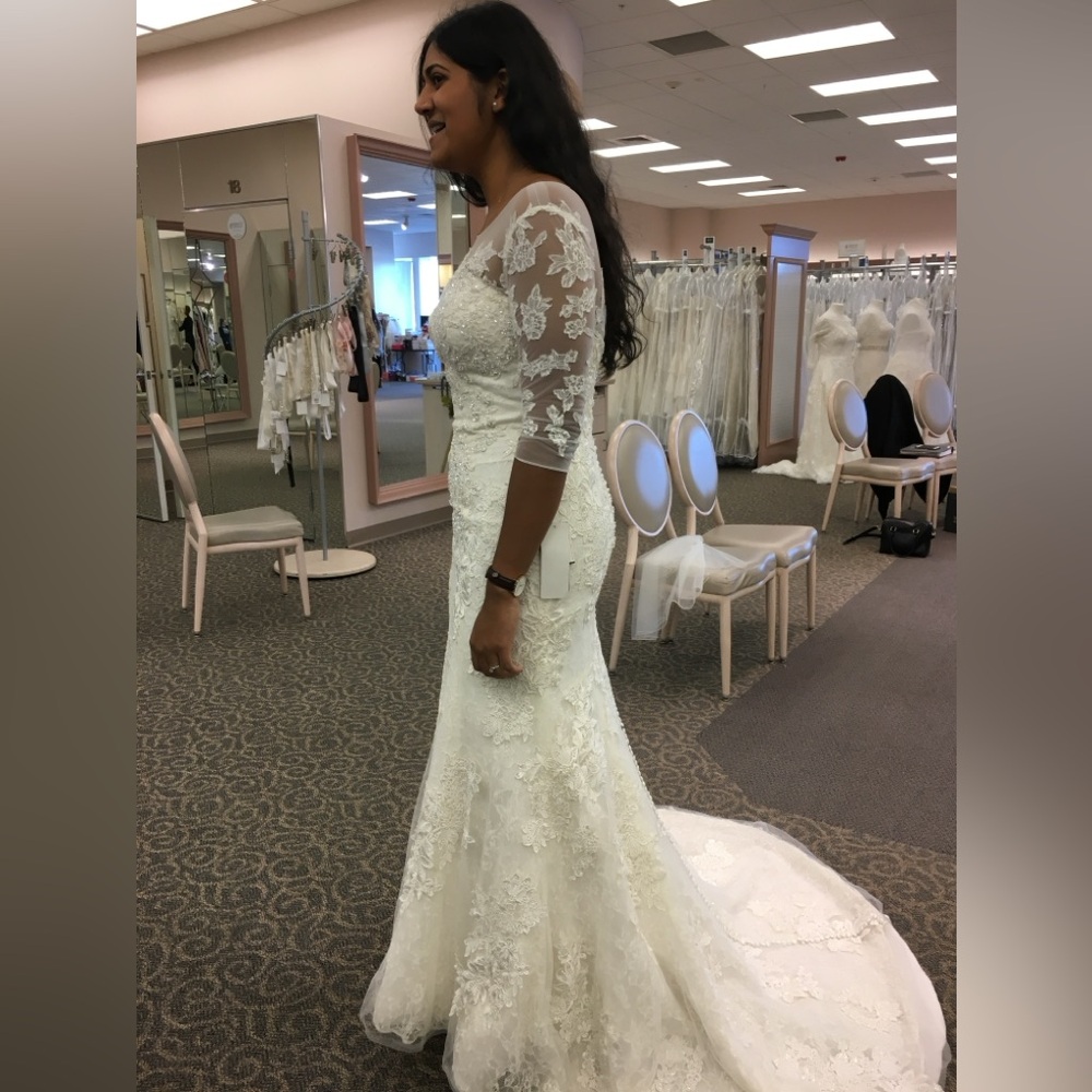 Oleg Cassini White Lace Wedding Dress